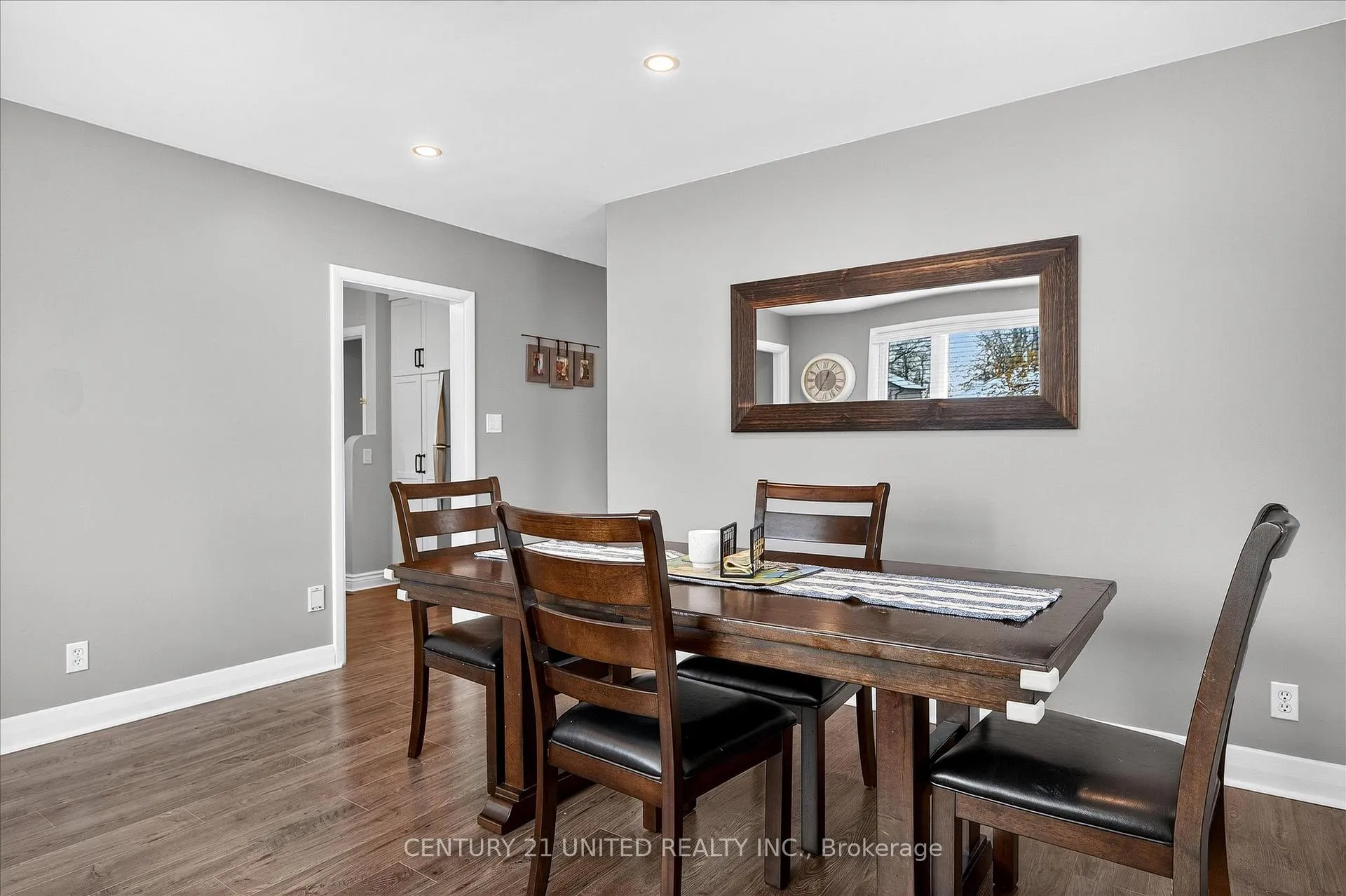 Photo 6 of 762 Cameron Street, Peterborough, Otonabee Ward 1 — HOMEH