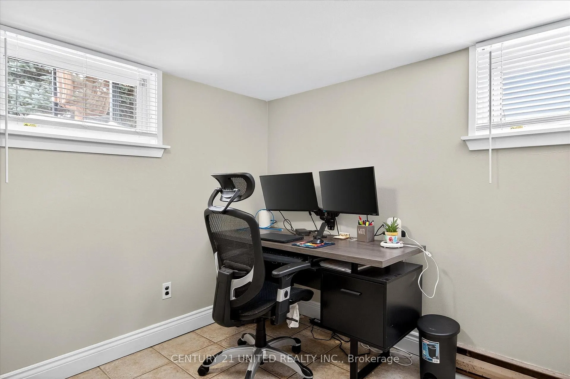 Photo 36 of 762 Cameron Street, Peterborough, Otonabee Ward 1 — HOMEH