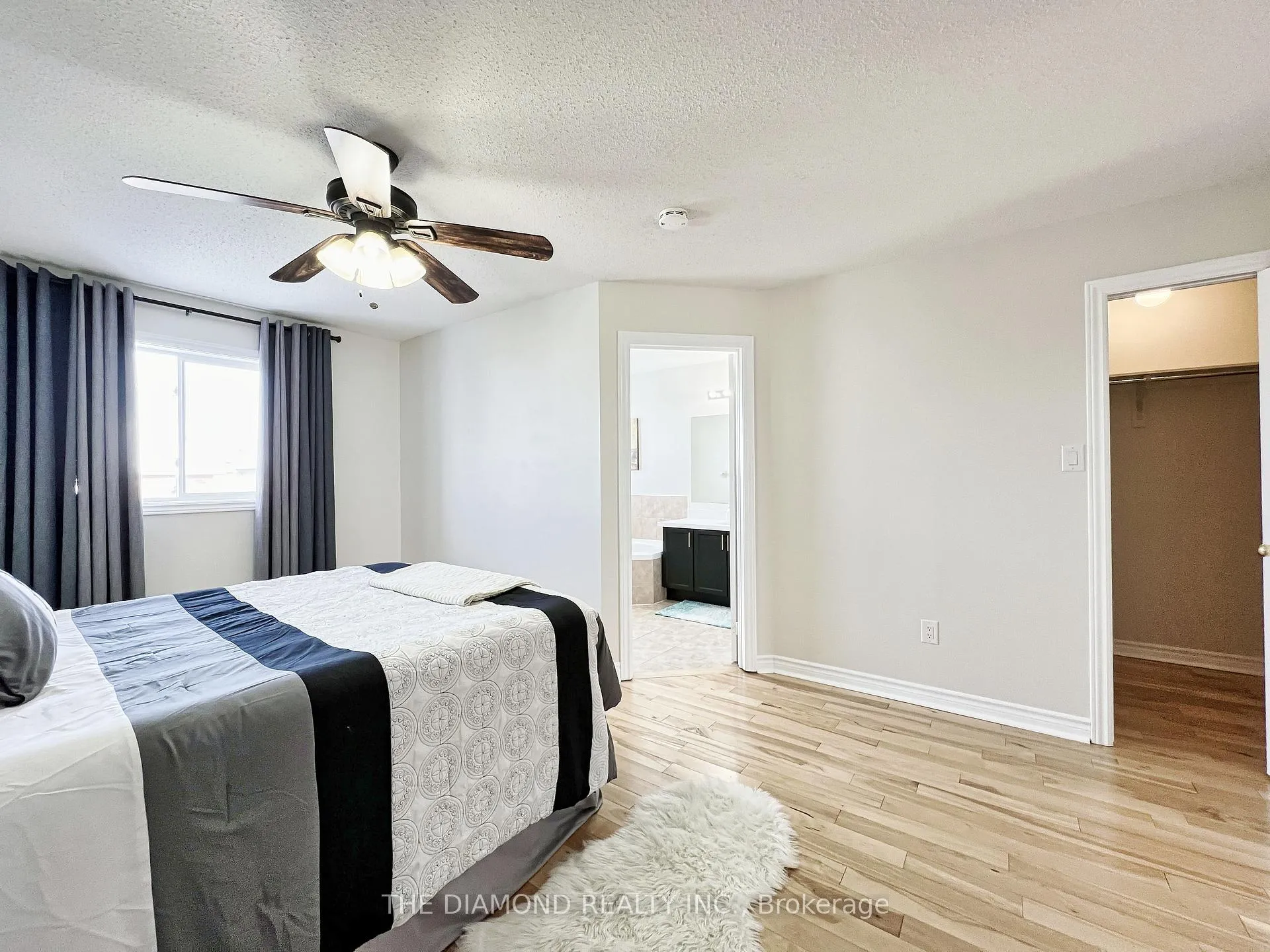 Photo 27 of 18 Lancaster Court, Barrie, Innis-Shore — HOMEH