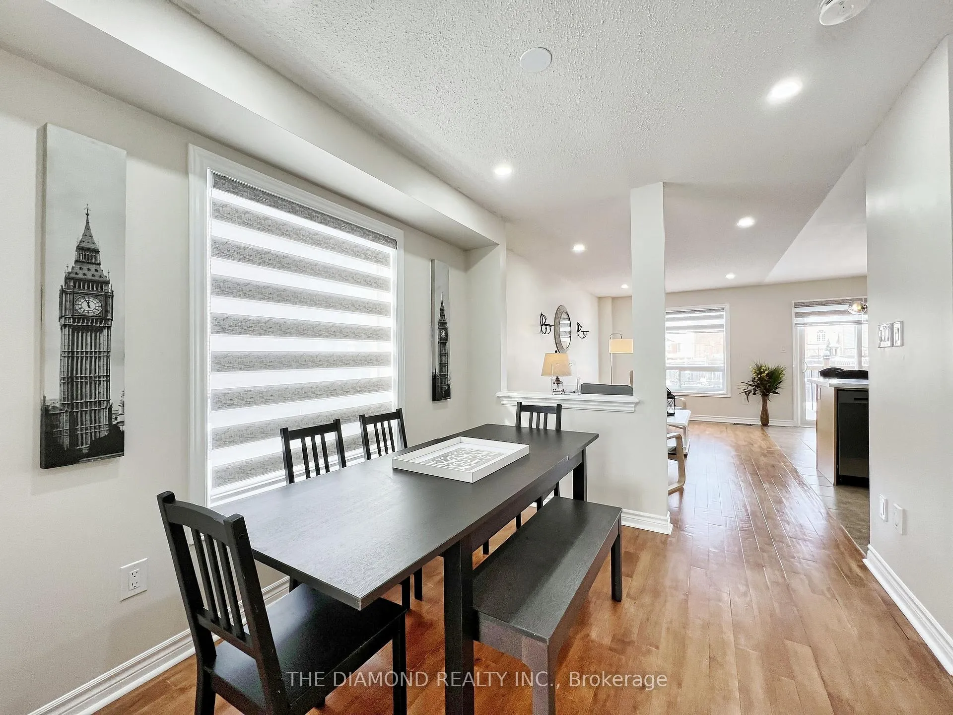 Photo 35 of 18 Lancaster Court, Barrie, Innis-Shore — HOMEH