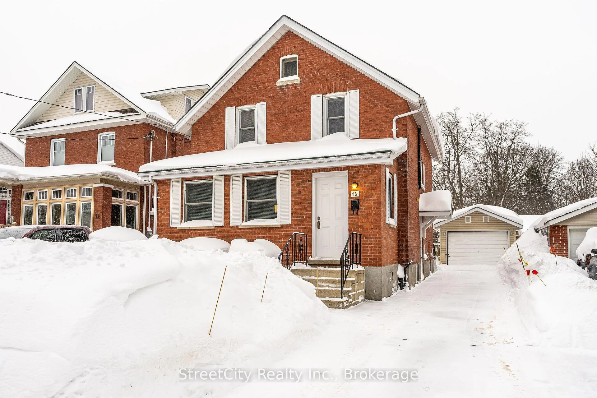 Photo 1 of 16 Youngs Street, Stratford — HOMEH