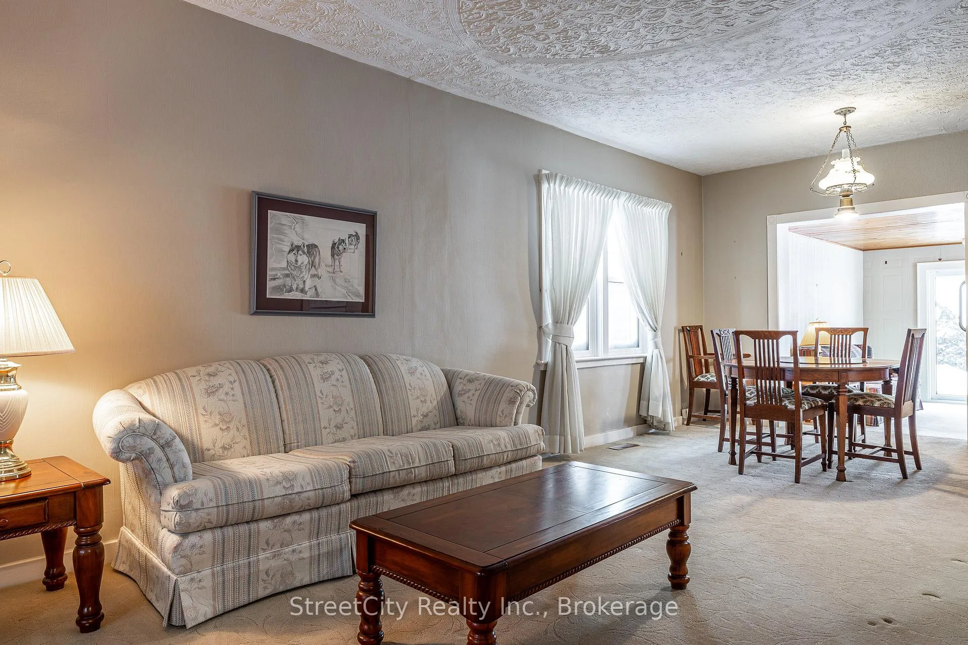 Photo 3 of 16 Youngs Street, Stratford — HOMEH