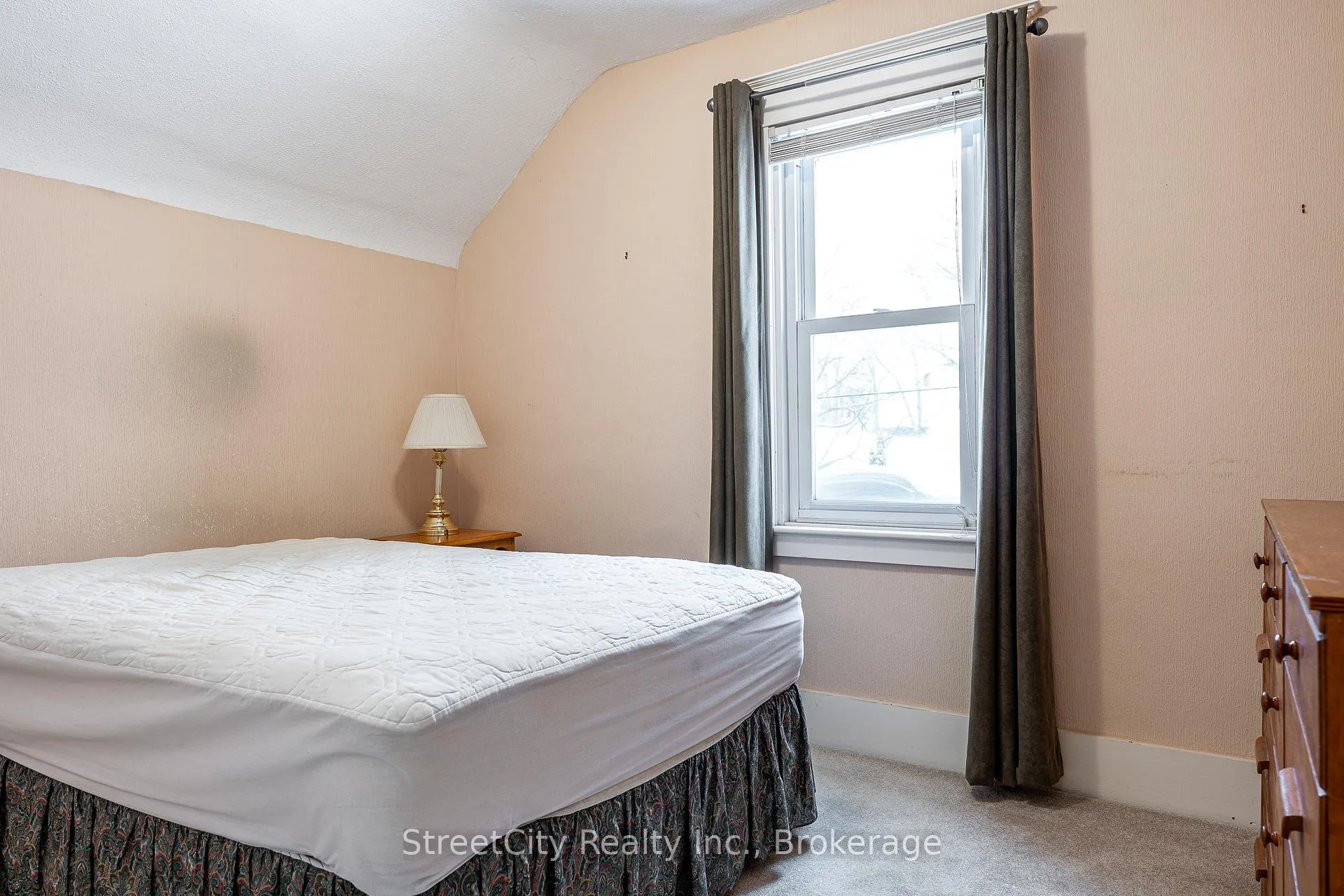 Photo 24 of 16 Youngs Street, Stratford — HOMEH