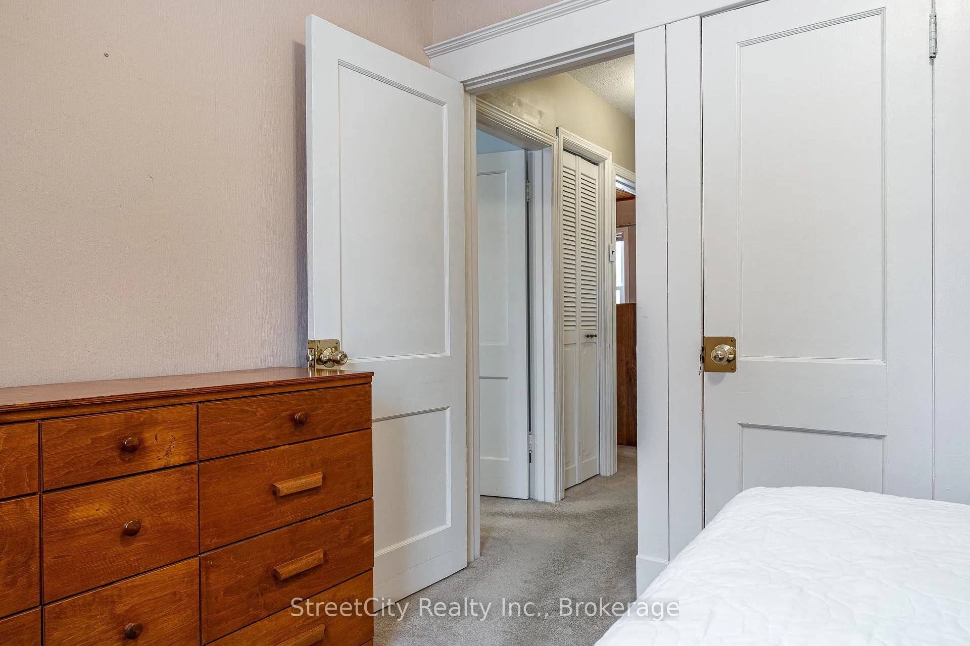 Photo 25 of 16 Youngs Street, Stratford — HOMEH