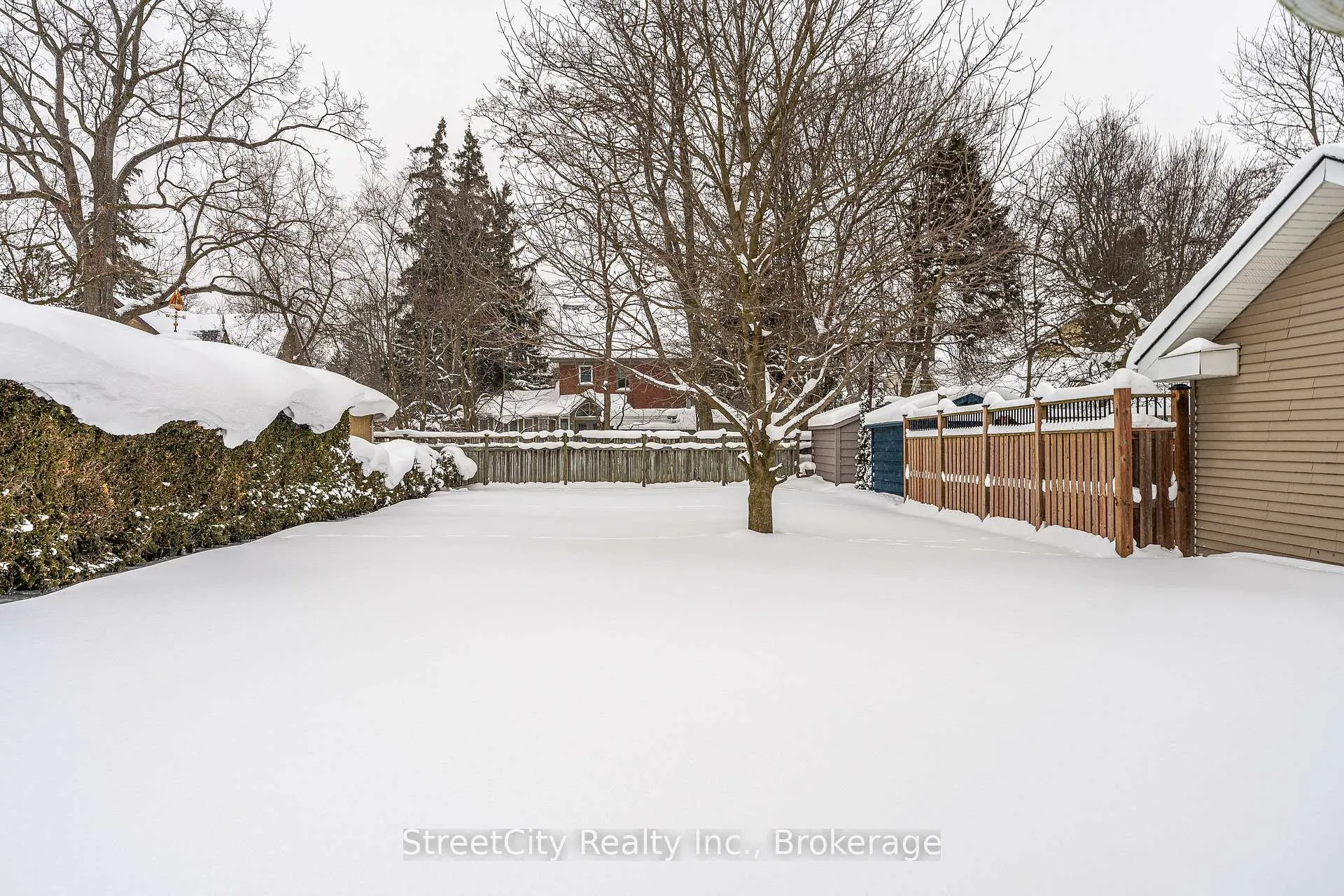 Photo 35 of 16 Youngs Street, Stratford — HOMEH