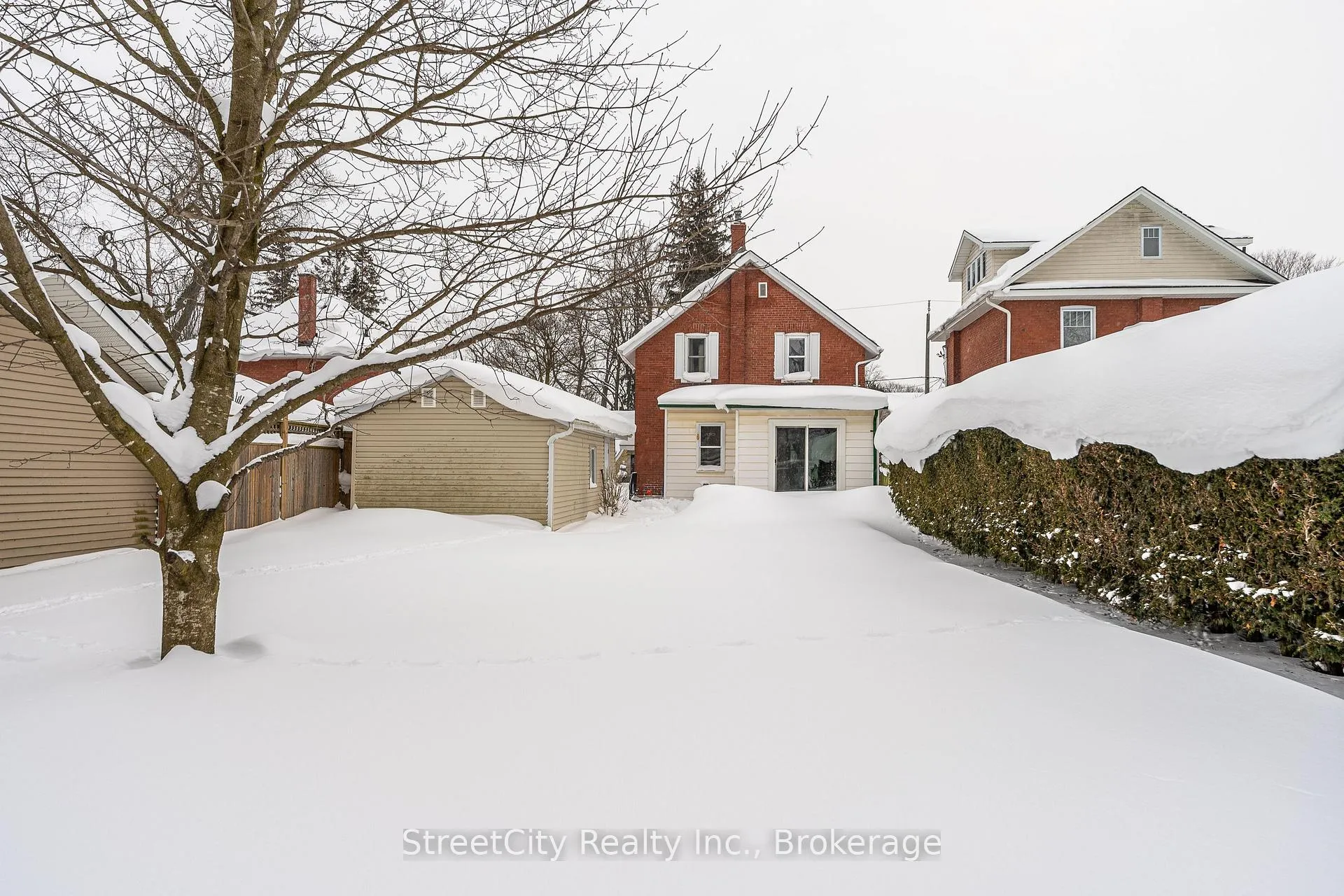 Photo 38 of 16 Youngs Street, Stratford — HOMEH