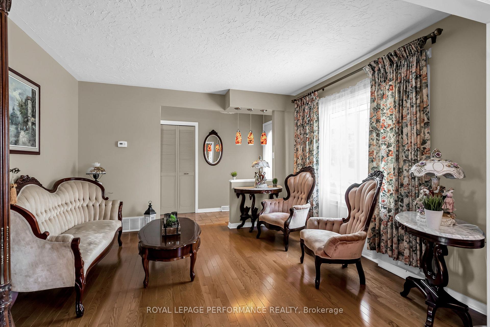 Photo 7 of 1781 Dewhurst Avenue, Cornwall — HOMEH