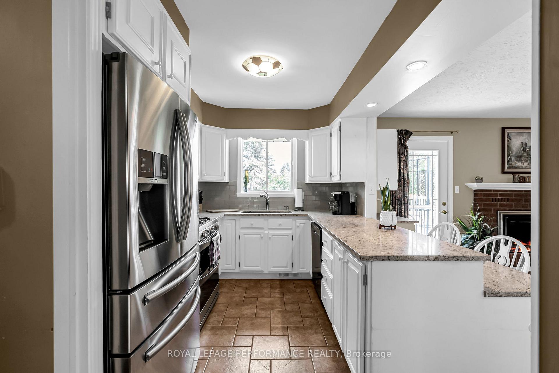 Photo 14 of 1781 Dewhurst Avenue, Cornwall — HOMEH