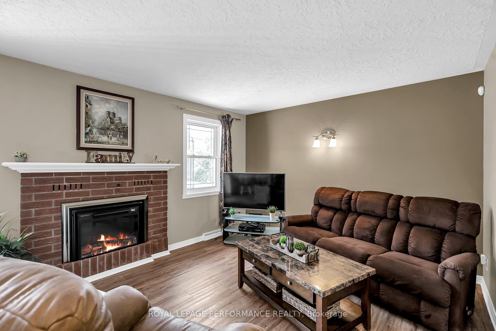 Photo 17 of 1781 Dewhurst Avenue, Cornwall — HOMEH