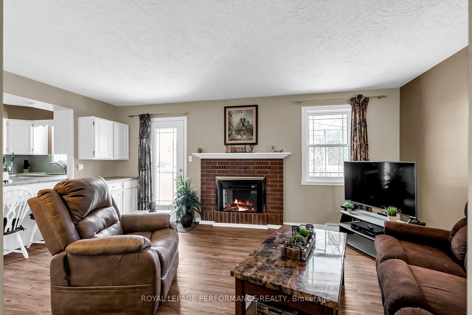Photo 18 of 1781 Dewhurst Avenue, Cornwall — HOMEH