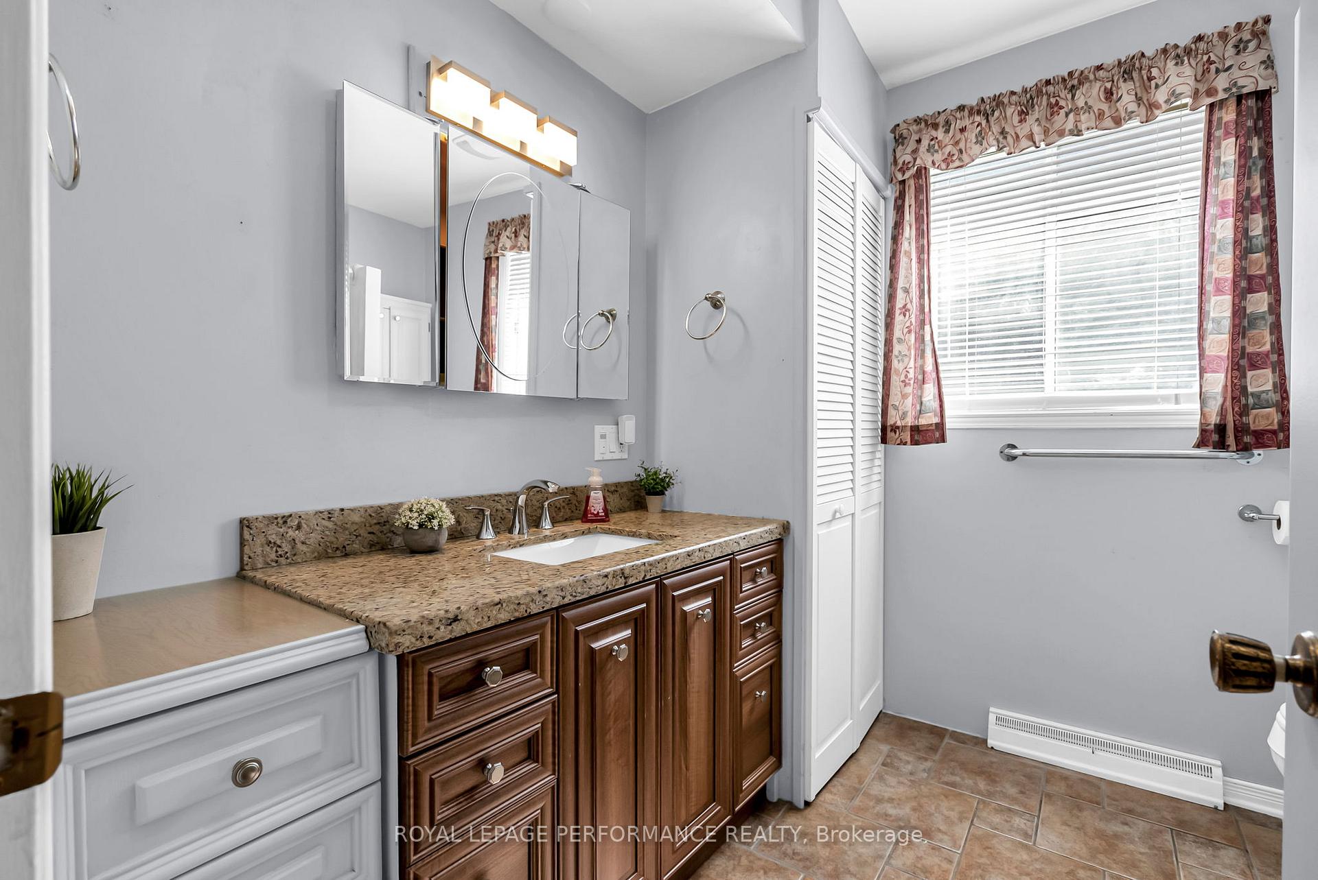 Photo 23 of 1781 Dewhurst Avenue, Cornwall — HOMEH