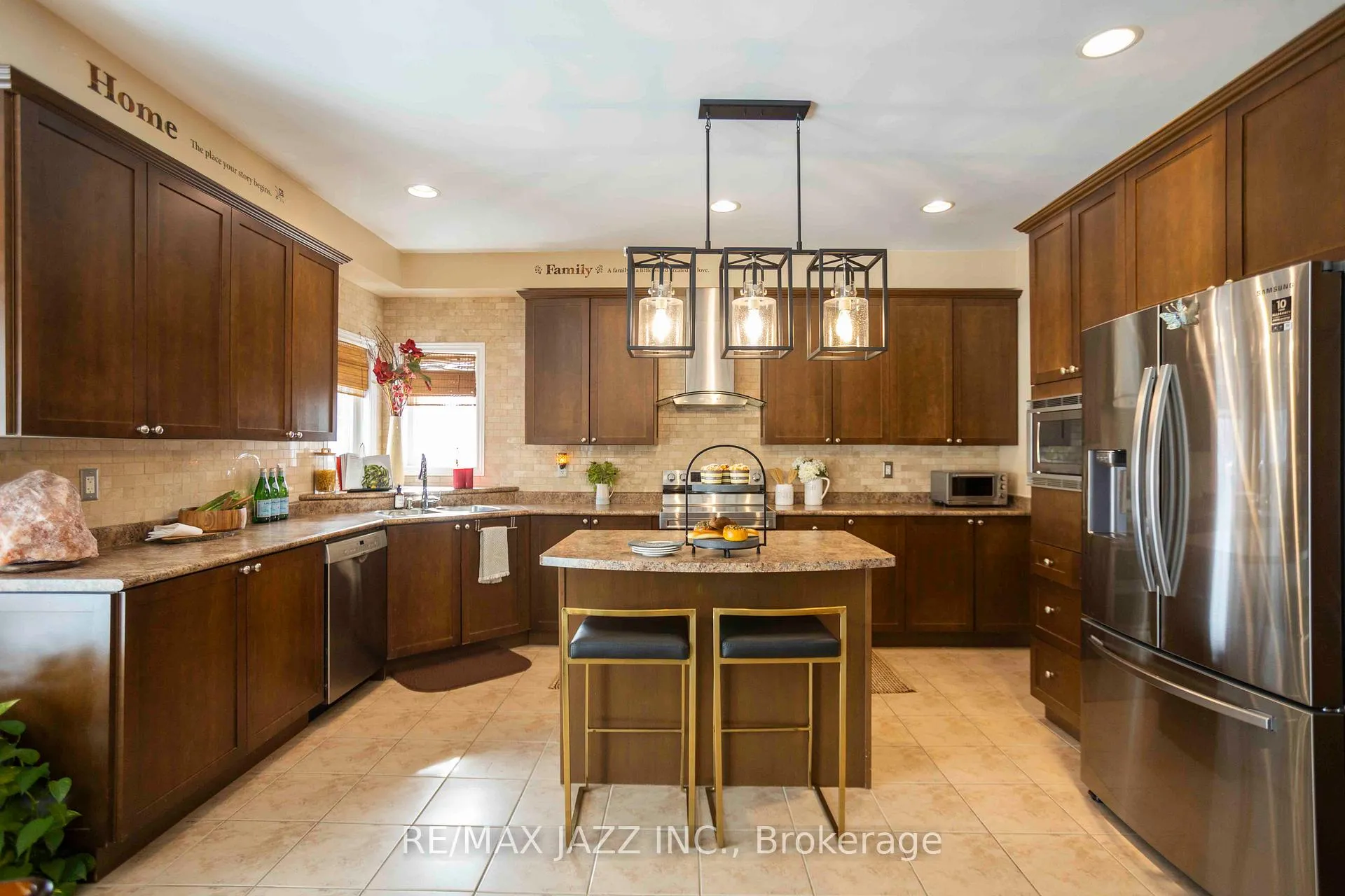 Photo 9 of 47 Corporal Patterson Lane, Clarington, Newcastle — HOMEH