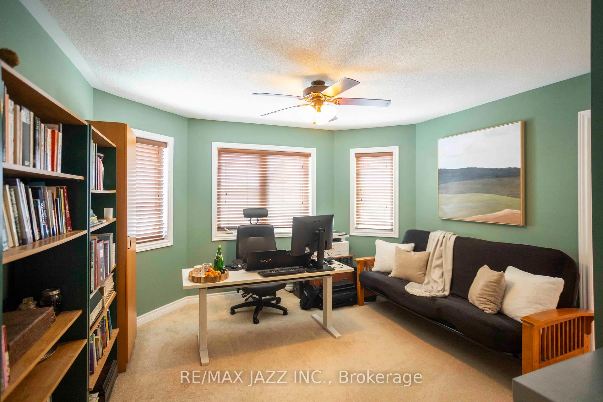 Photo 36 of 47 Corporal Patterson Lane, Clarington, Newcastle — HOMEH