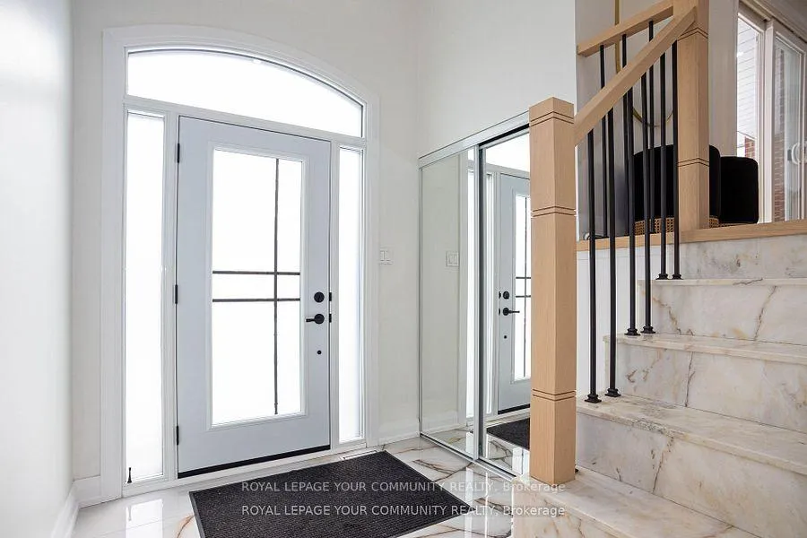 Photo 3 of 76 Cherry Hills Road, Vaughan, Glen Shields — HOMEH