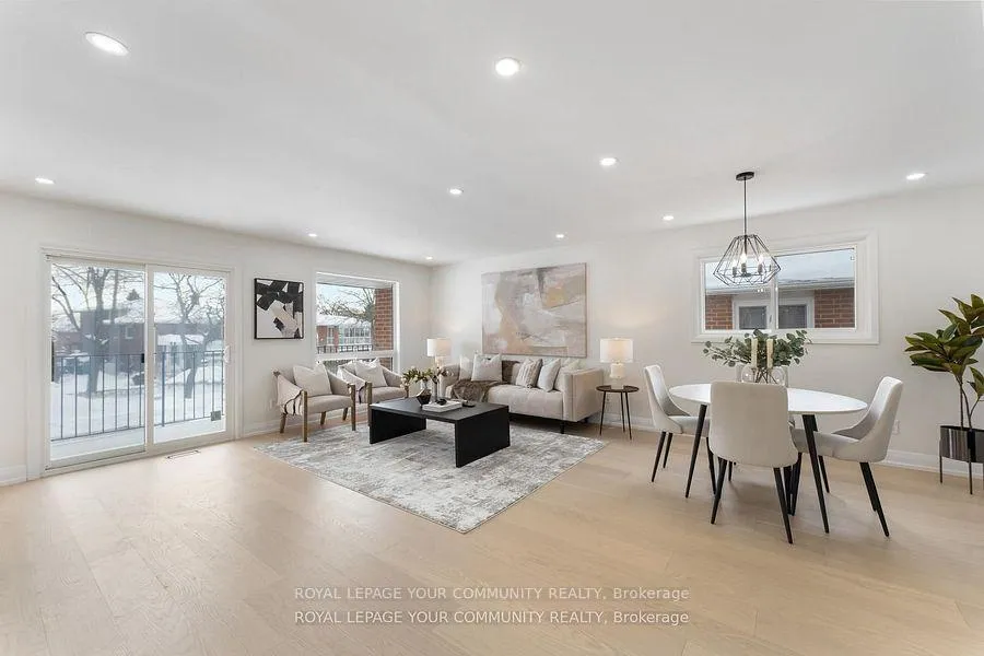 Photo 5 of 76 Cherry Hills Road, Vaughan, Glen Shields — HOMEH
