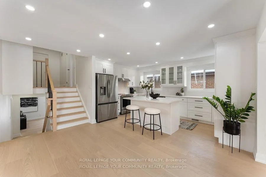 Photo 11 of 76 Cherry Hills Road, Vaughan, Glen Shields — HOMEH