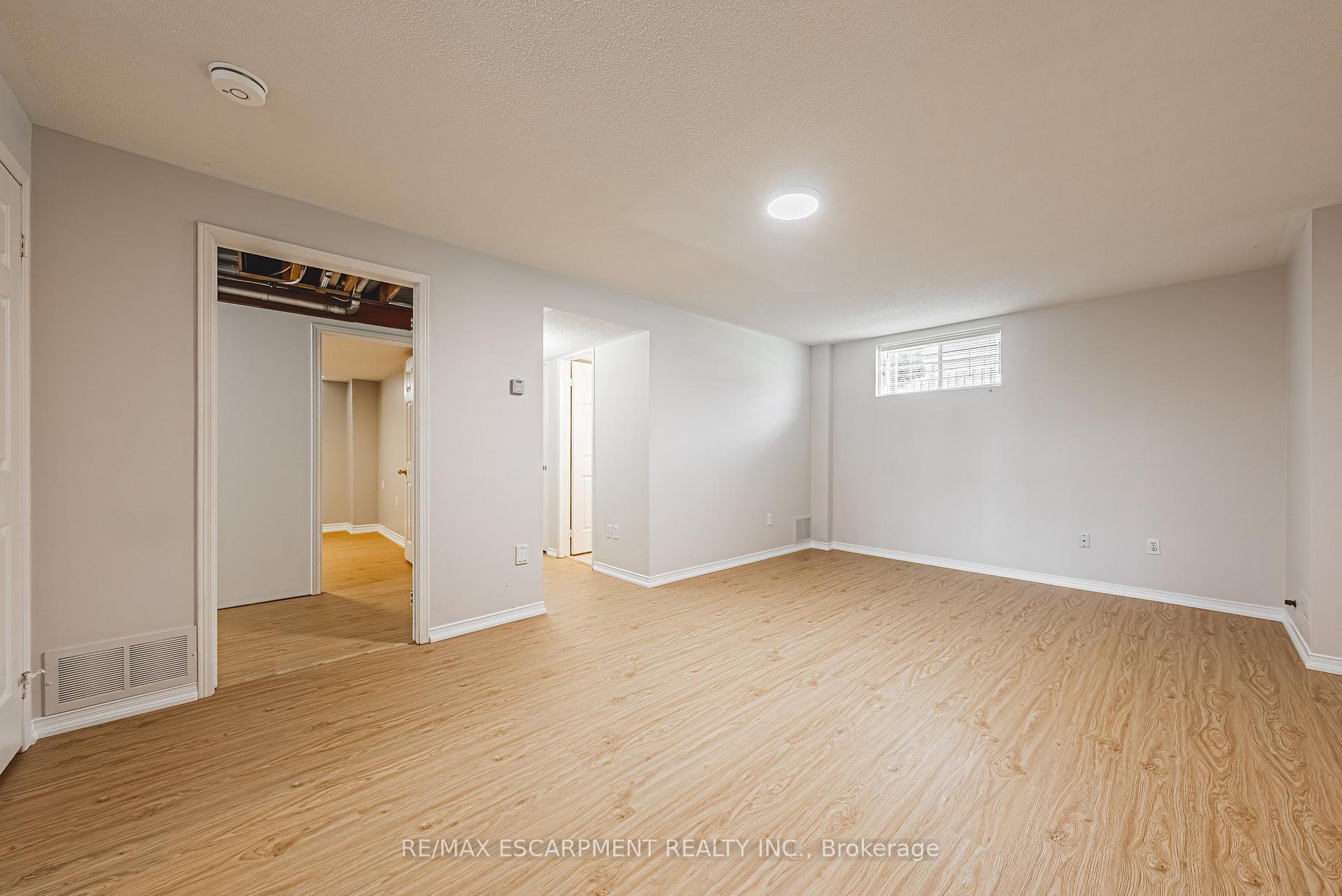 Photo 23 of 12 Summerfield Crescent, Brampton, Brampton West — HOMEH