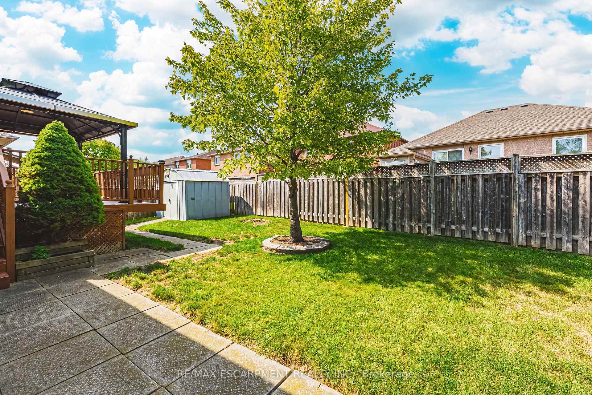 Photo 33 of 12 Summerfield Crescent, Brampton, Brampton West — HOMEH
