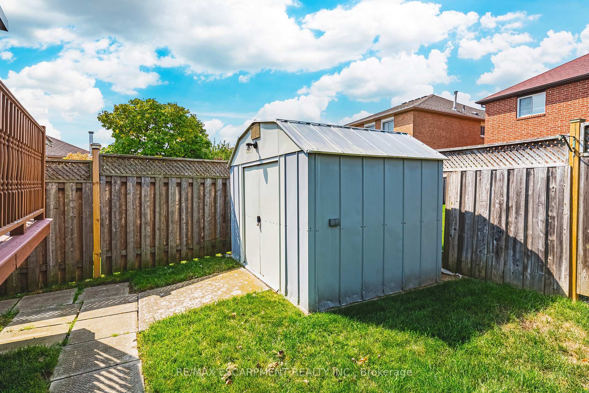 Photo 35 of 12 Summerfield Crescent, Brampton, Brampton West — HOMEH