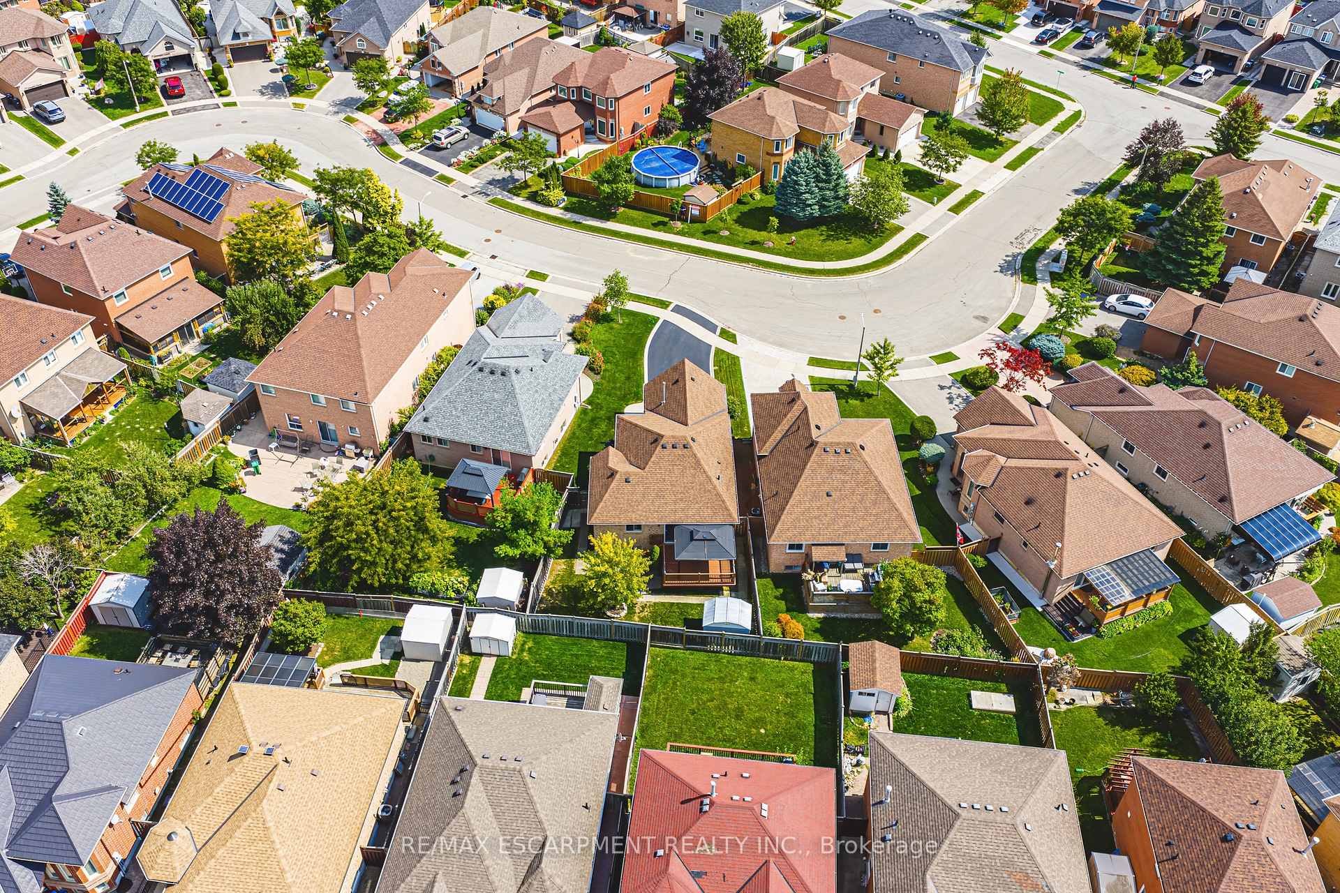 Photo 38 of 12 Summerfield Crescent, Brampton, Brampton West — HOMEH