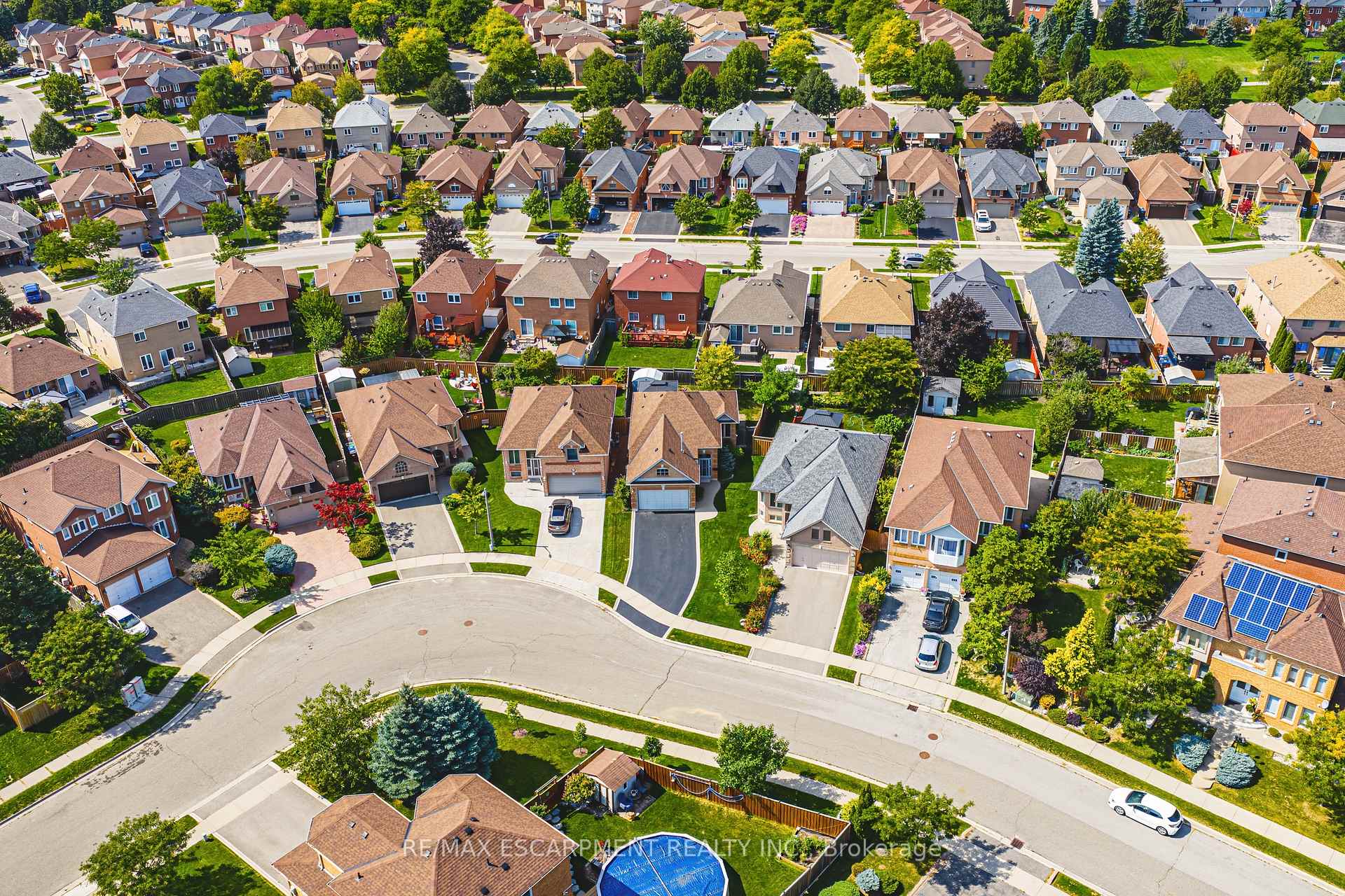 Photo 39 of 12 Summerfield Crescent, Brampton, Brampton West — HOMEH