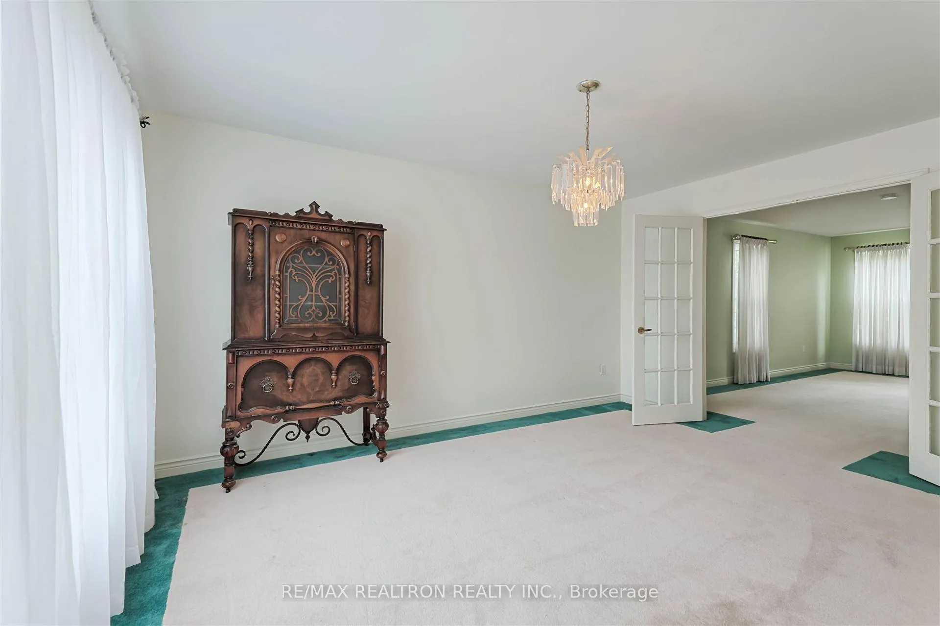 Photo 14 of 263 Orchard Heights Boulevard, Aurora, Aurora Heights — HOMEH