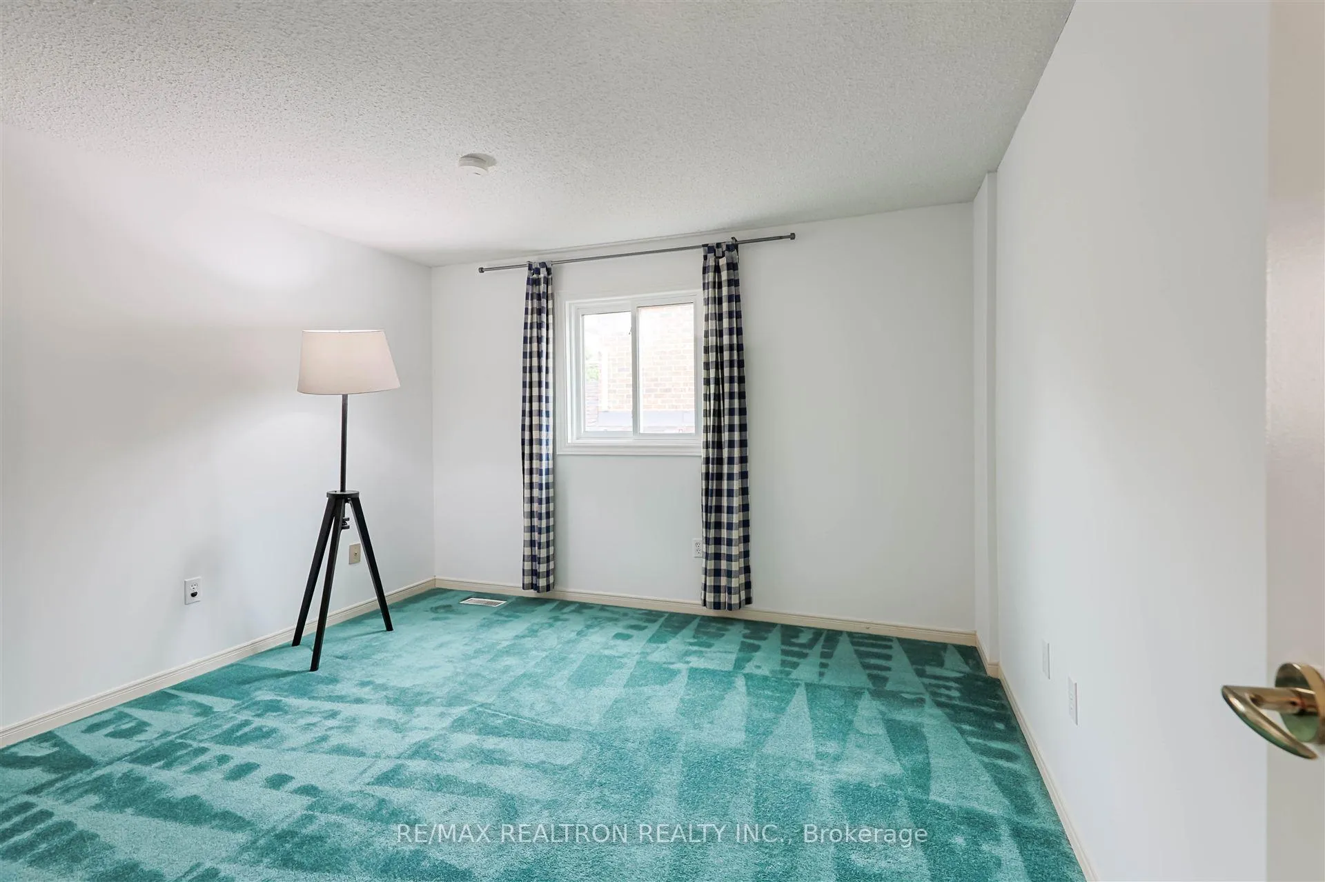 Photo 34 of 263 Orchard Heights Boulevard, Aurora, Aurora Heights — HOMEH