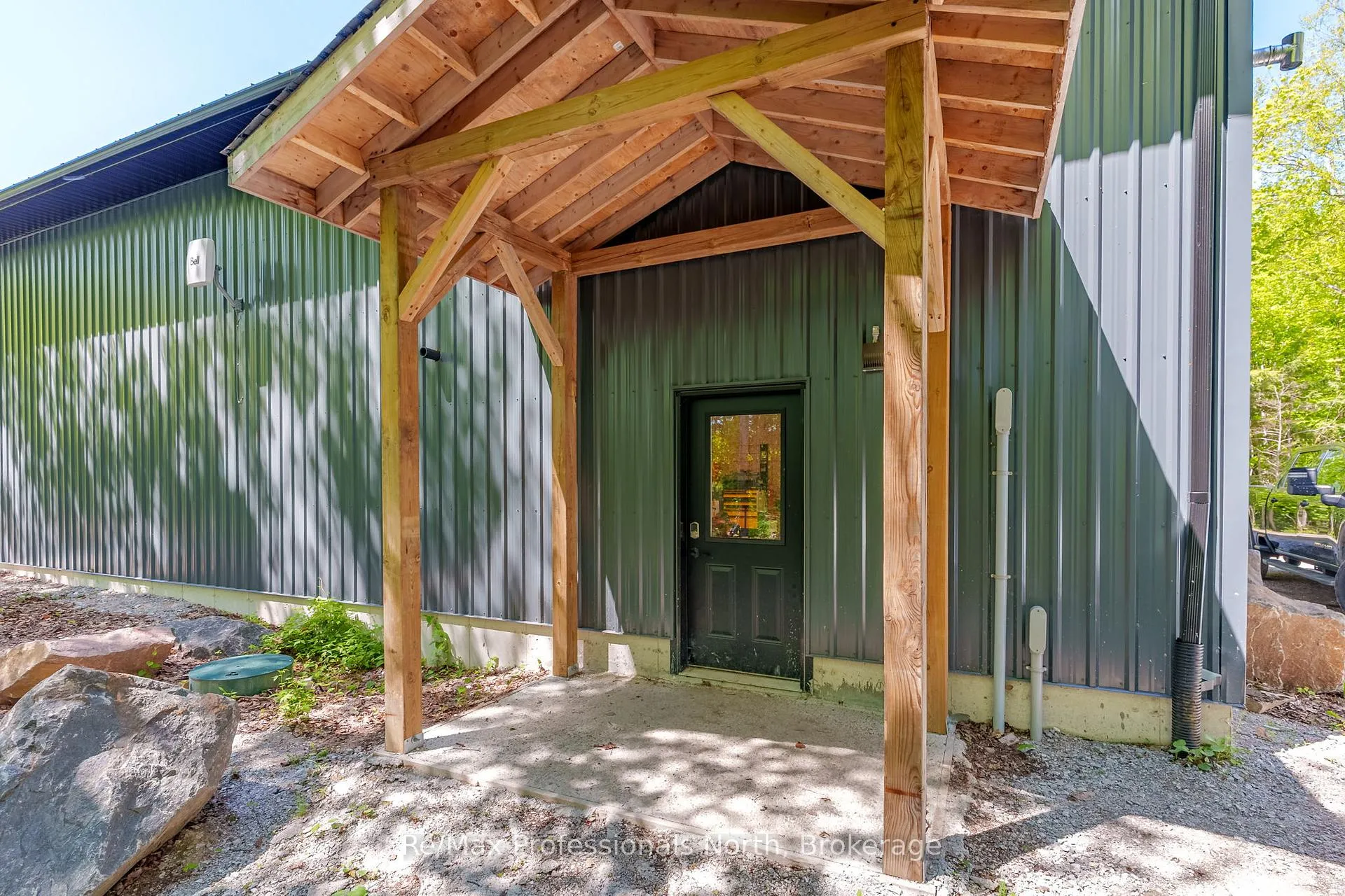 Photo 45 of 1076 Xavier Street, Gravenhurst, Morriston — HOMEH