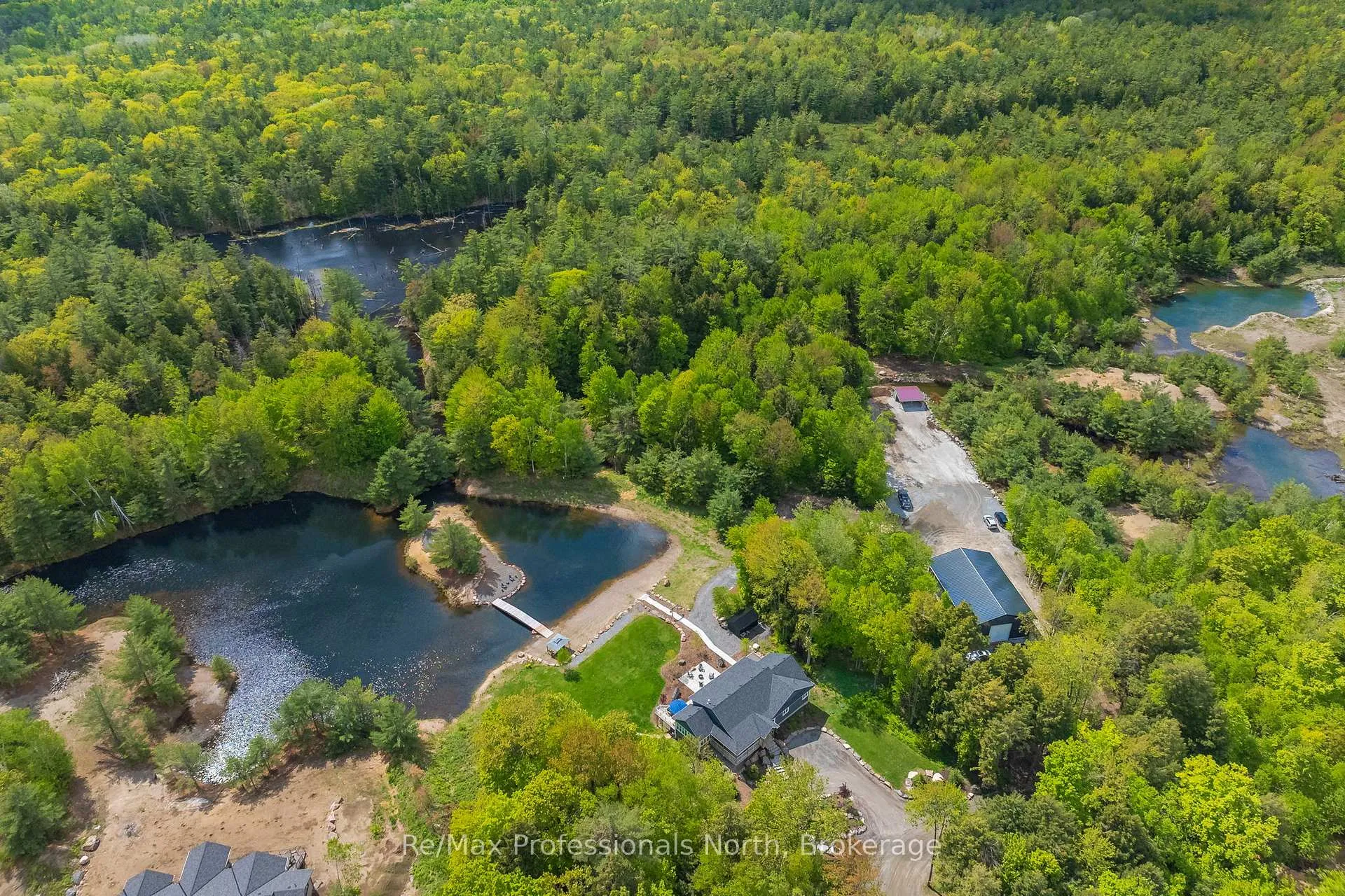 Photo 47 of 1076 Xavier Street, Gravenhurst, Morriston — HOMEH