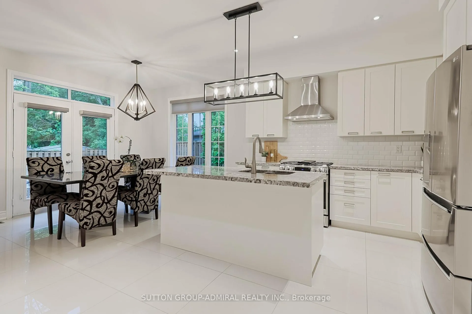 Photo 10 of 12 Petersen Place, King, Nobleton — HOMEH