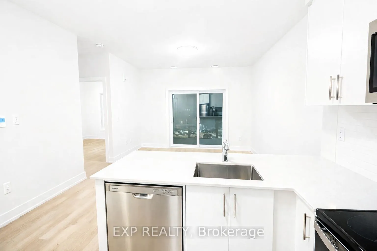 Photo 7 of Unit 514, 1100 Lackner Place, Kitchener — HOMEH