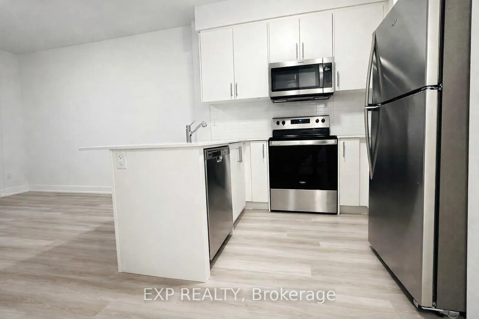 Photo 8 of Unit 514, 1100 Lackner Place, Kitchener — HOMEH
