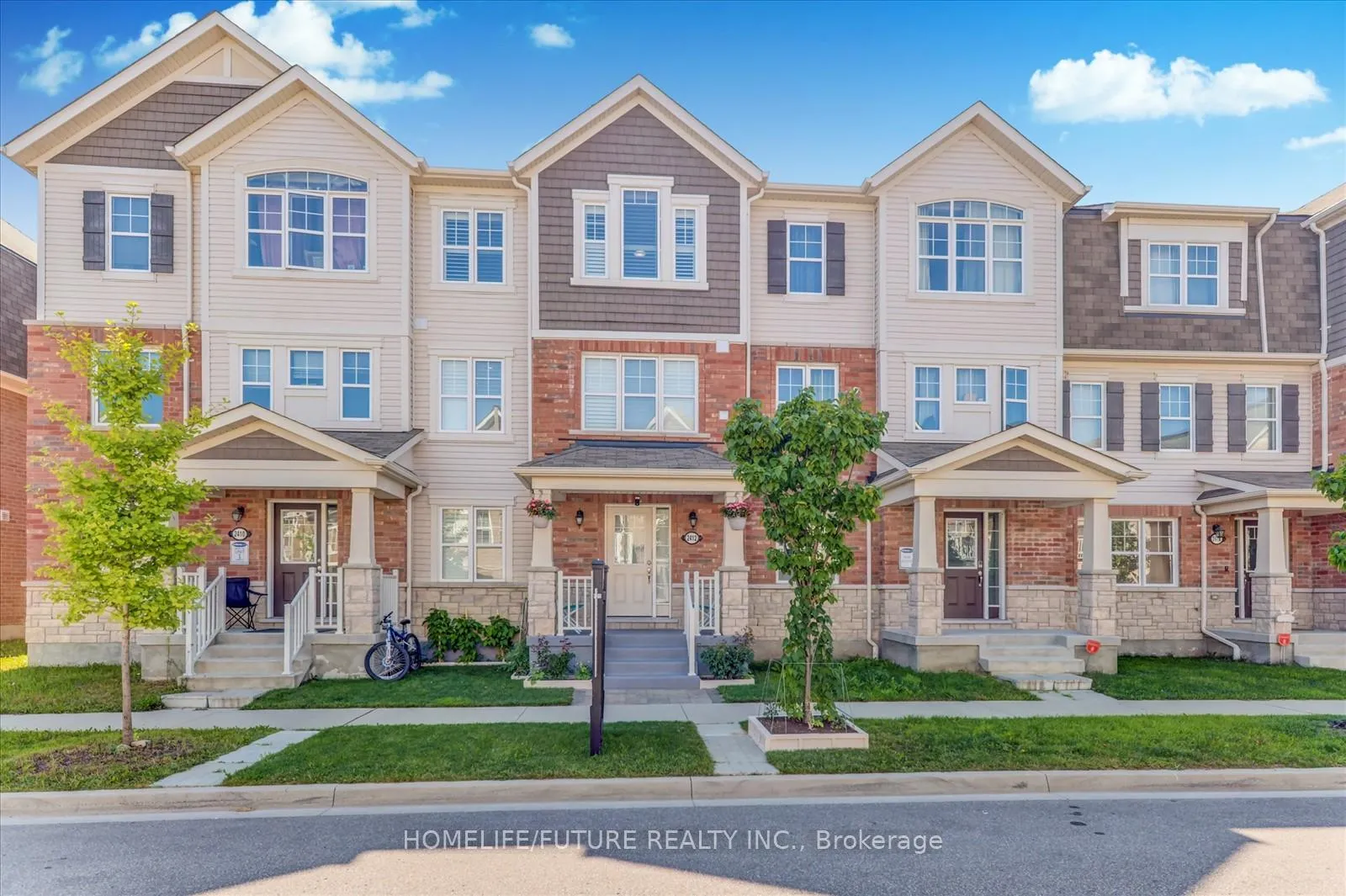 Front of 2412 Fall Harvest Crescent