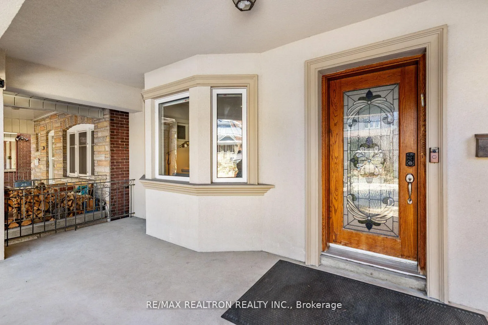 Photo 4 of 22 Crang Avenue, Toronto, Oakwood Village — HOMEH
