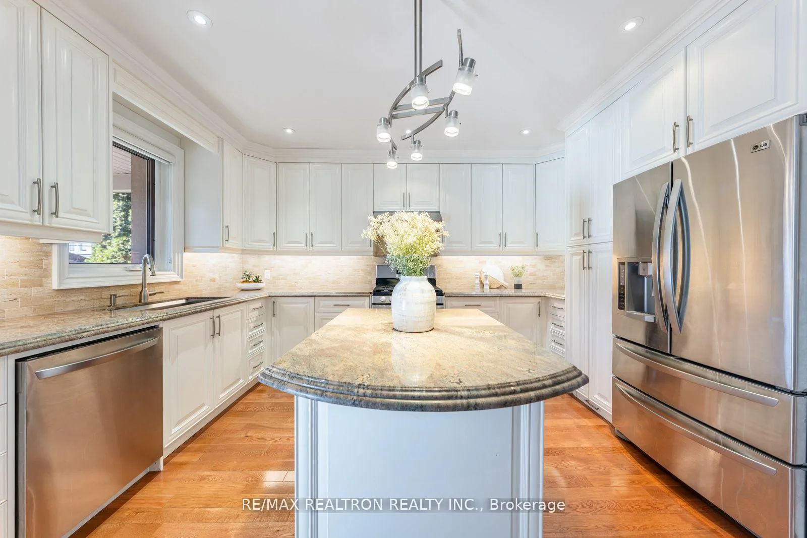 Photo 11 of 22 Crang Avenue, Toronto, Oakwood Village — HOMEH