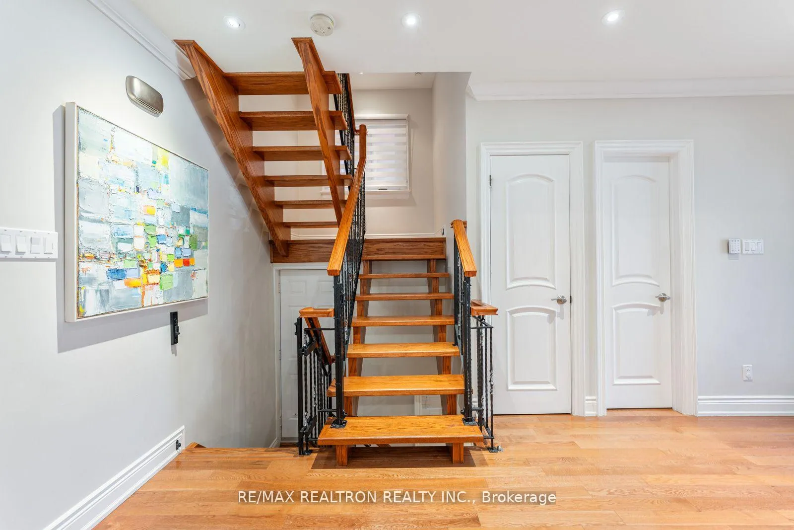 Photo 15 of 22 Crang Avenue, Toronto, Oakwood Village — HOMEH
