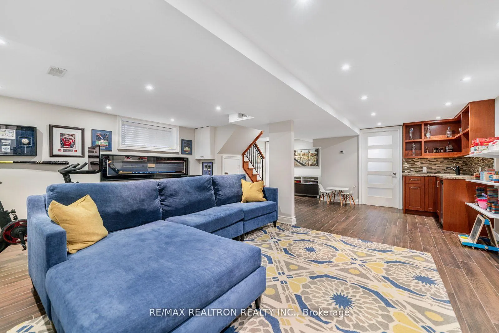 Photo 27 of 22 Crang Avenue, Toronto, Oakwood Village — HOMEH
