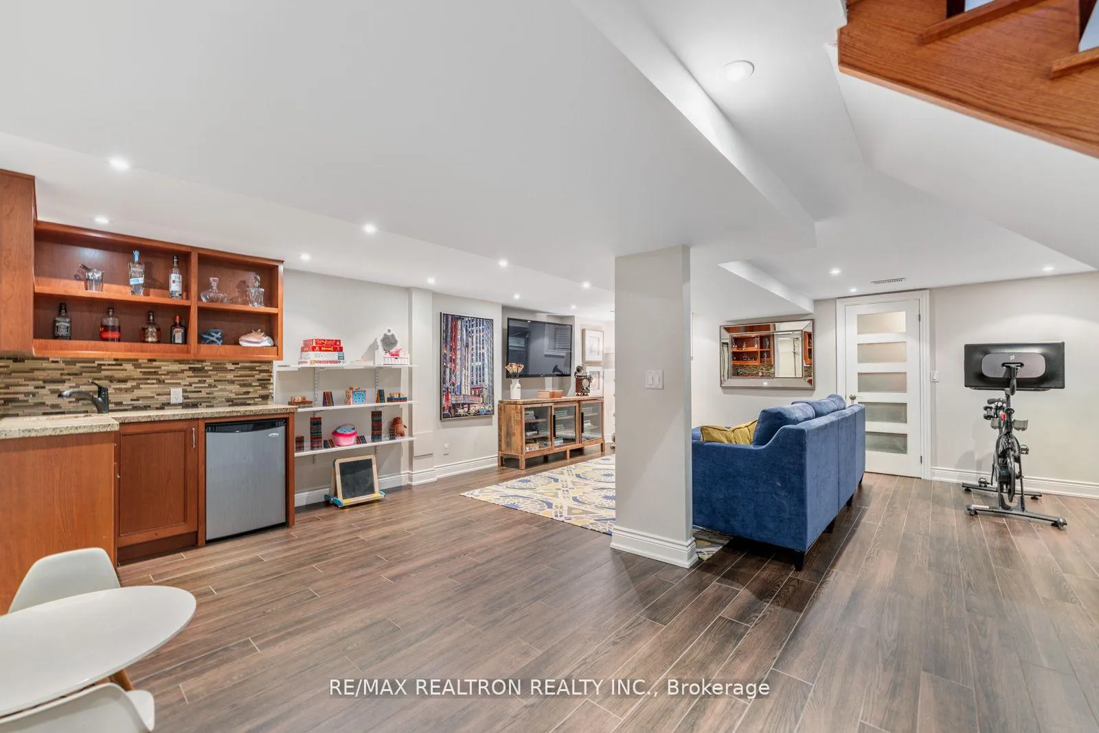 Photo 30 of 22 Crang Avenue, Toronto, Oakwood Village — HOMEH