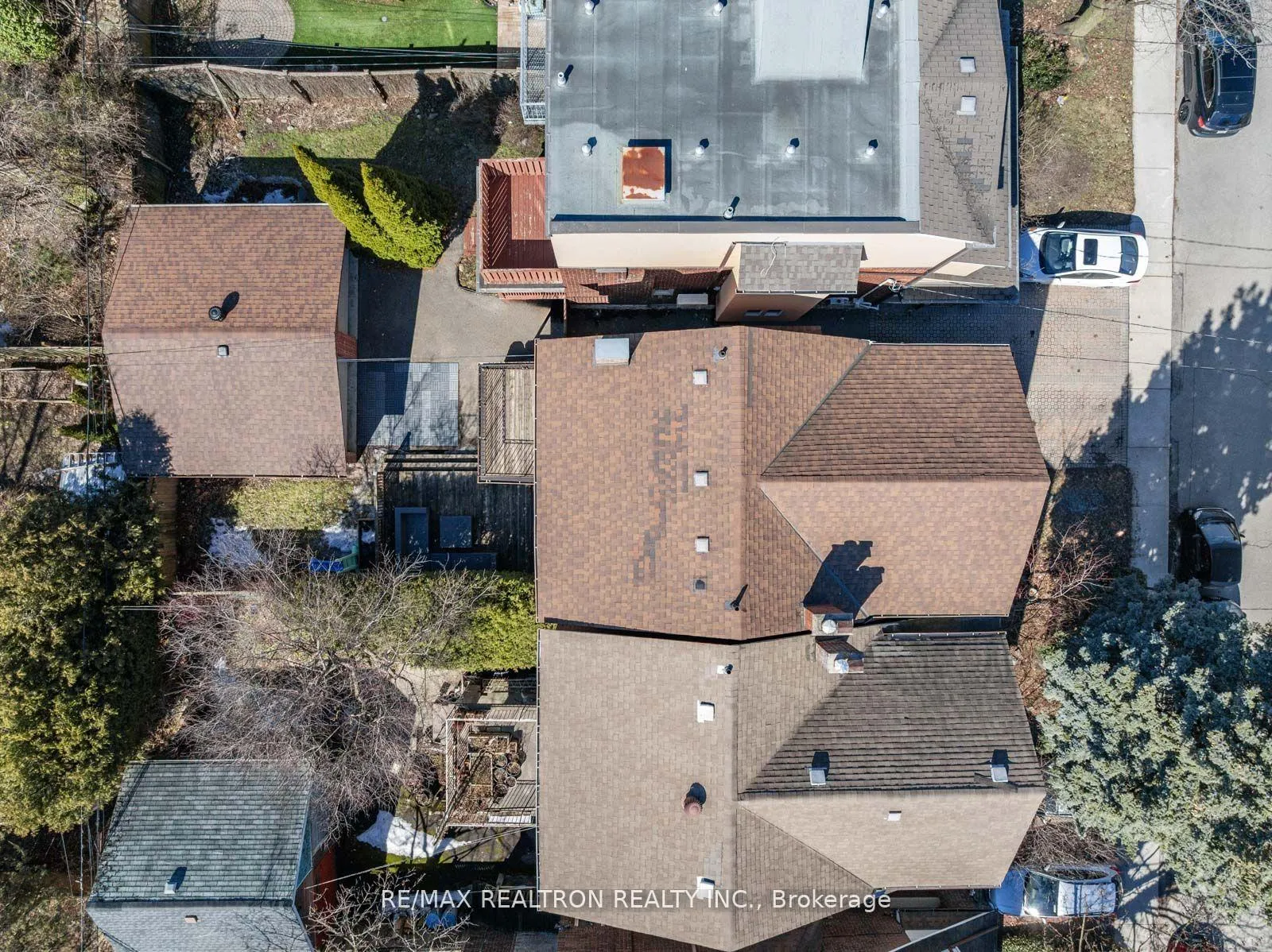 Photo 36 of 22 Crang Avenue, Toronto, Oakwood Village — HOMEH
