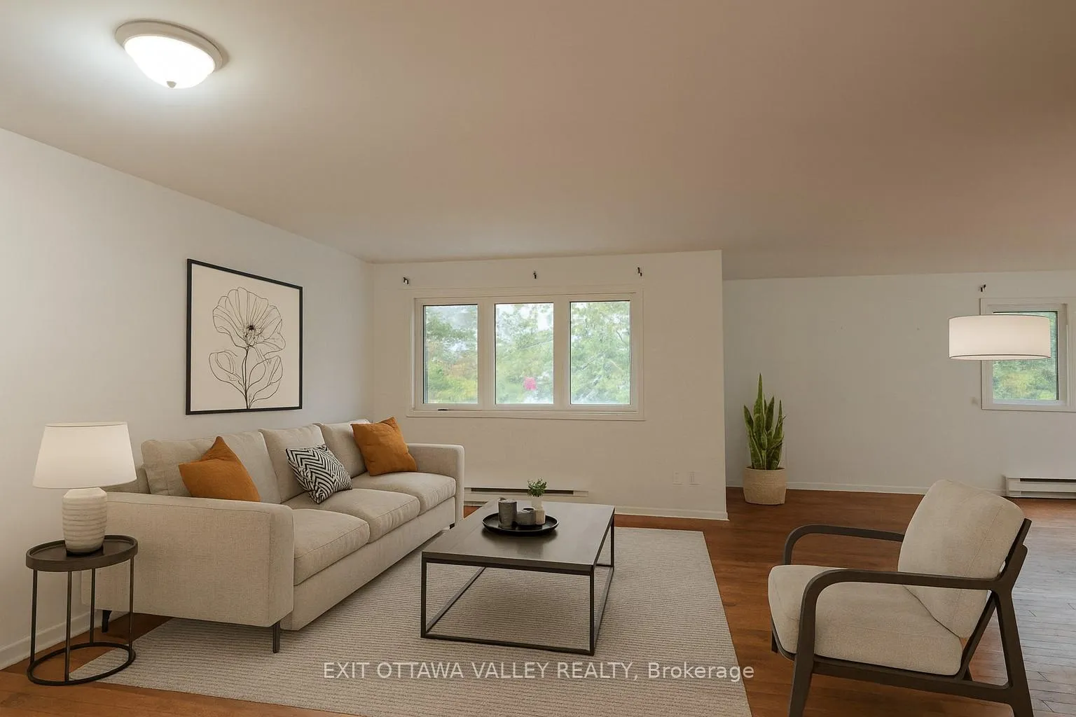 Photo 8 of Unit 3, 10 Charles Street, Arnprior — HOMEH