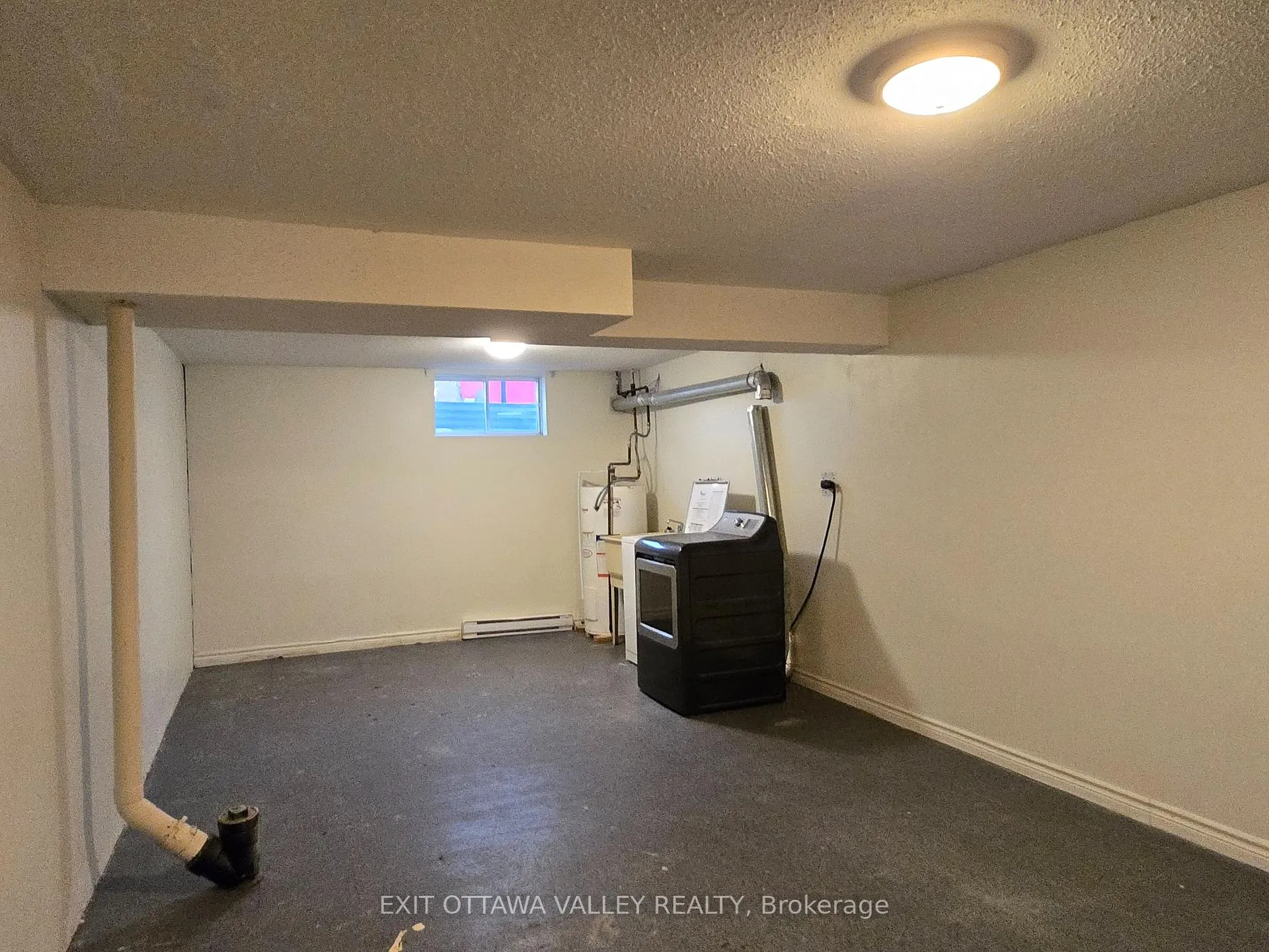 Photo 30 of Unit 3, 10 Charles Street, Arnprior — HOMEH