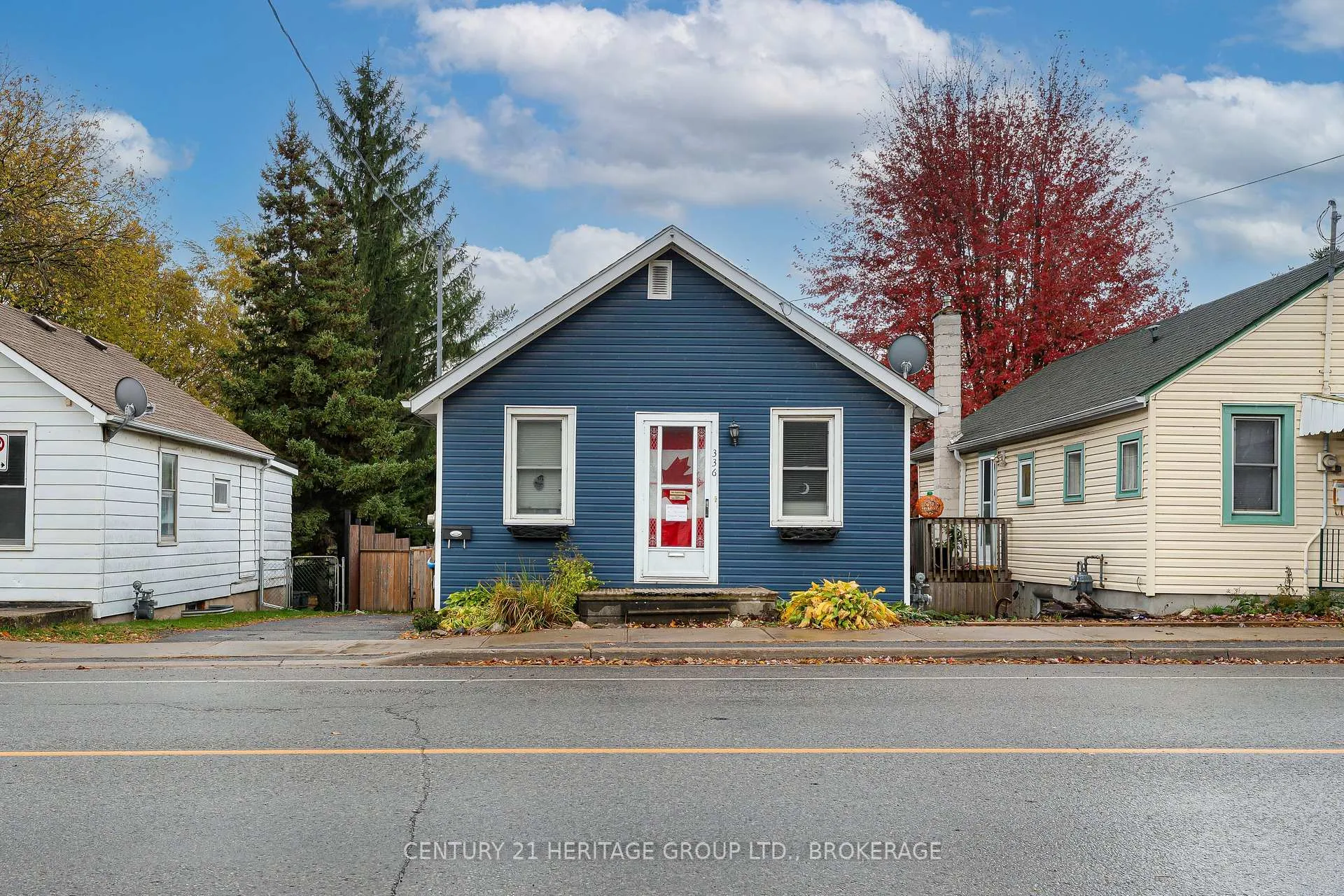 Photo 2 of 336 Elliott Avenue, Kingston, East of Sir John A. Blvd — HOMEH