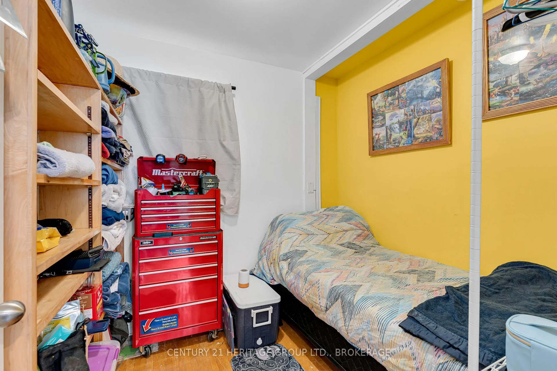 Photo 10 of 336 Elliott Avenue, Kingston, East of Sir John A. Blvd — HOMEH