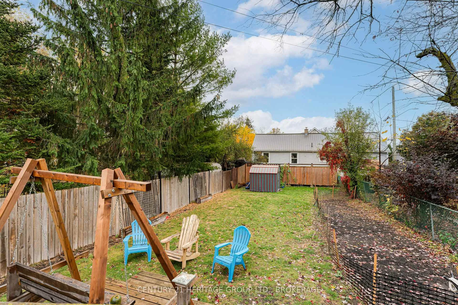 Photo 22 of 336 Elliott Avenue, Kingston, East of Sir John A. Blvd — HOMEH