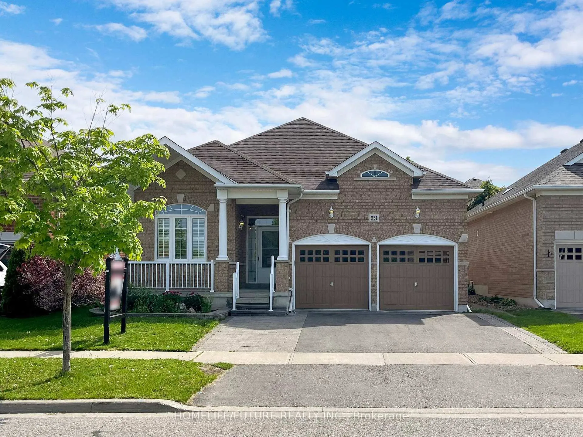 Photo 1 of 851 Eagle Ridge Drive, Oshawa, Taunton — HOMEH