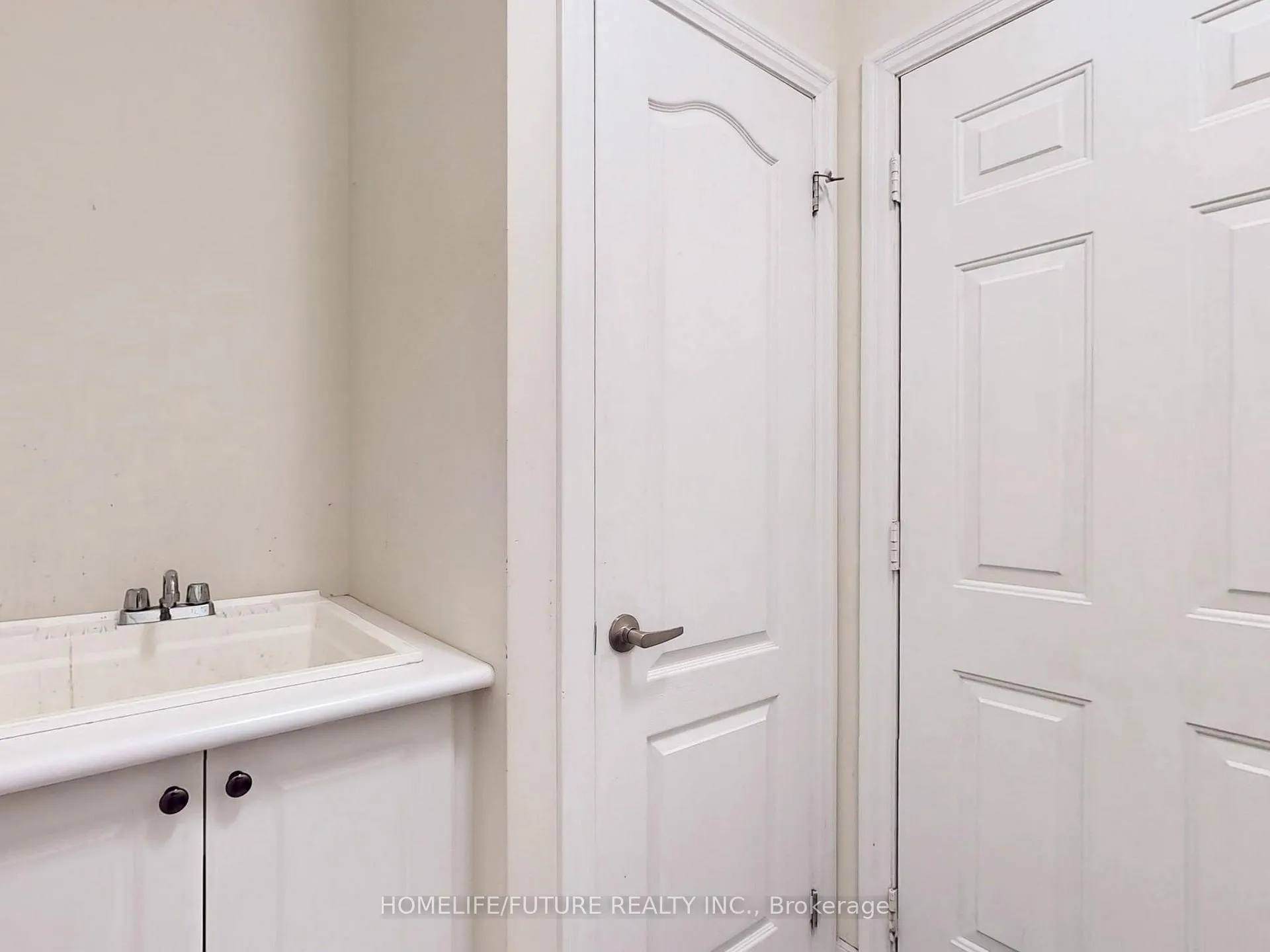 Photo 10 of 851 Eagle Ridge Drive, Oshawa, Taunton — HOMEH