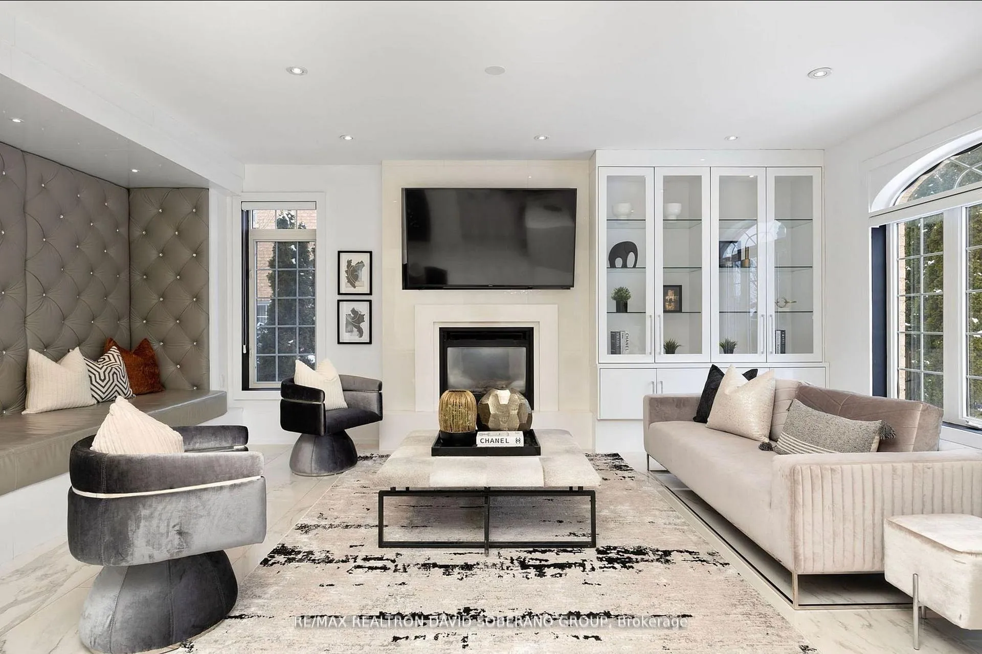 Photo 7 of 69 Glenforest Drive, Vaughan, Uplands — HOMEH
