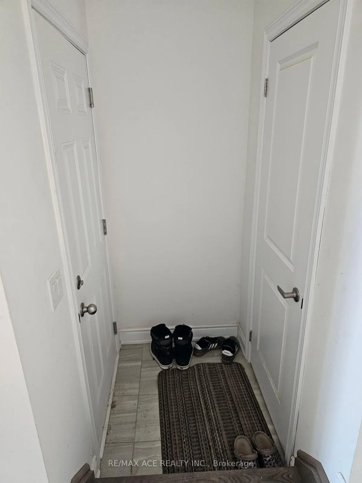 Photo 13 of 37 Union Boulevard, Wasaga Beach — HOMEH