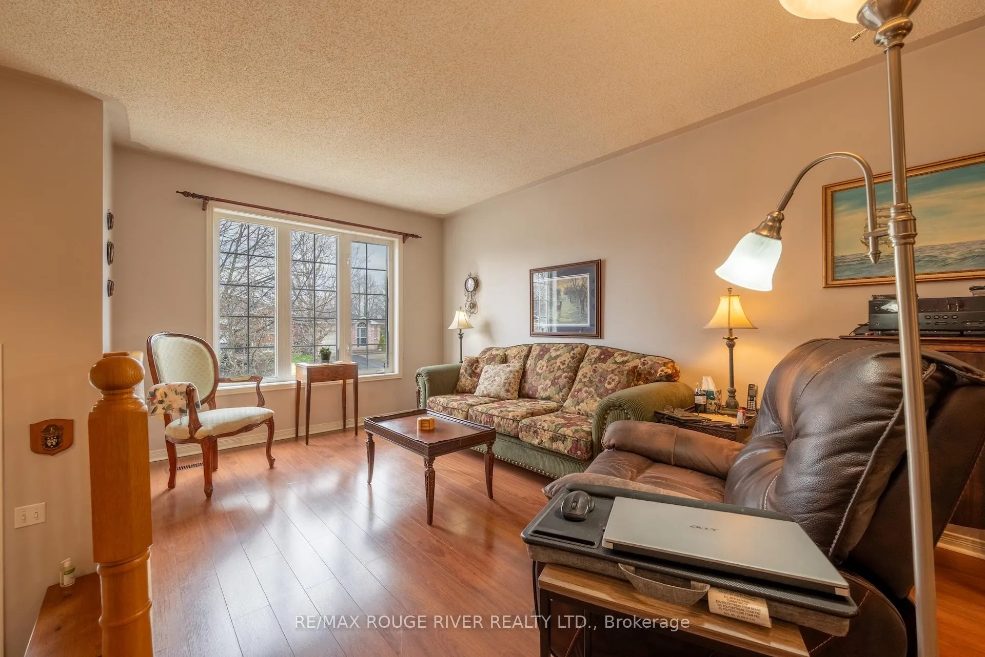Photo 4 of 523 Wilson Road, Cobourg — HOMEH