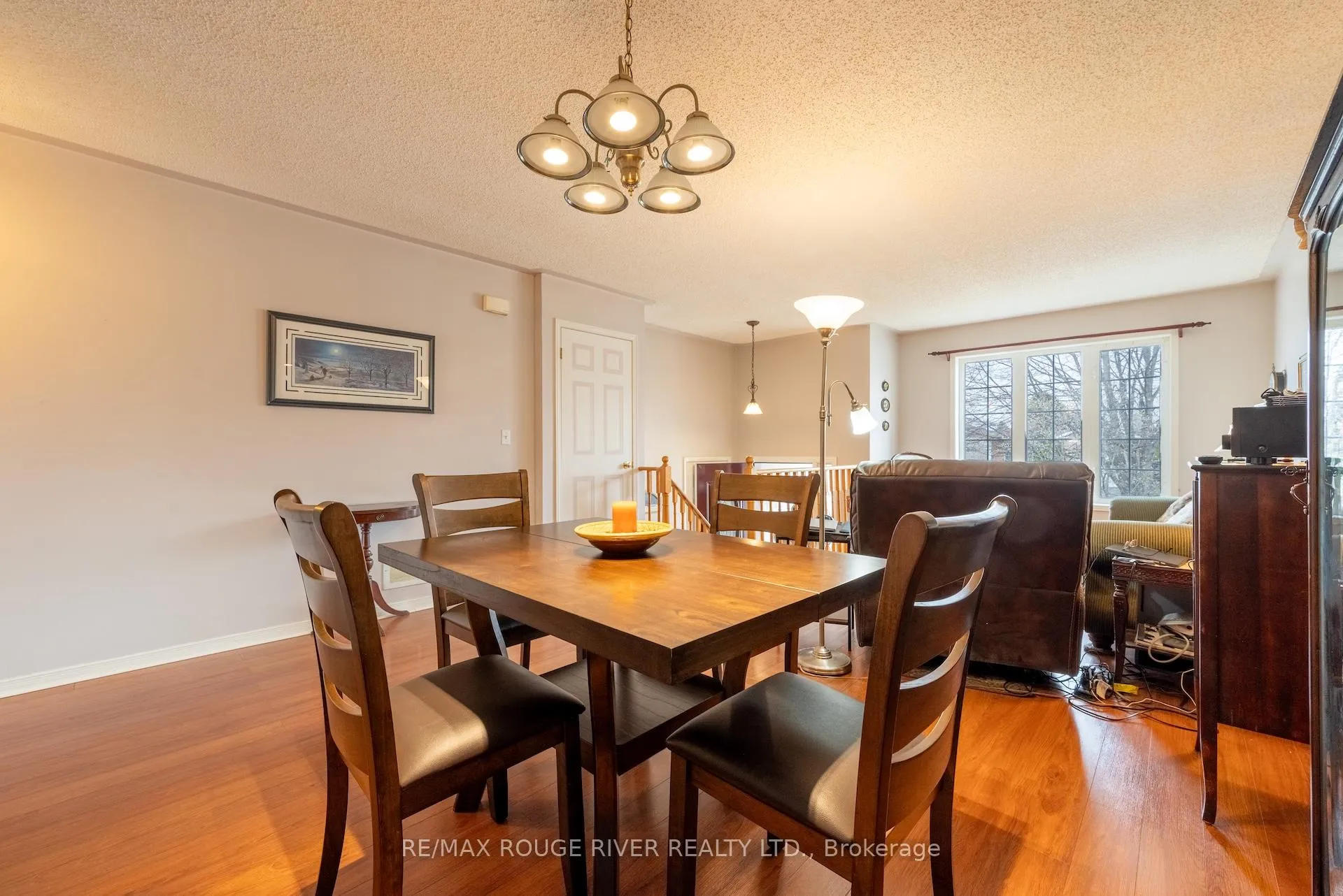 Photo 7 of 523 Wilson Road, Cobourg — HOMEH